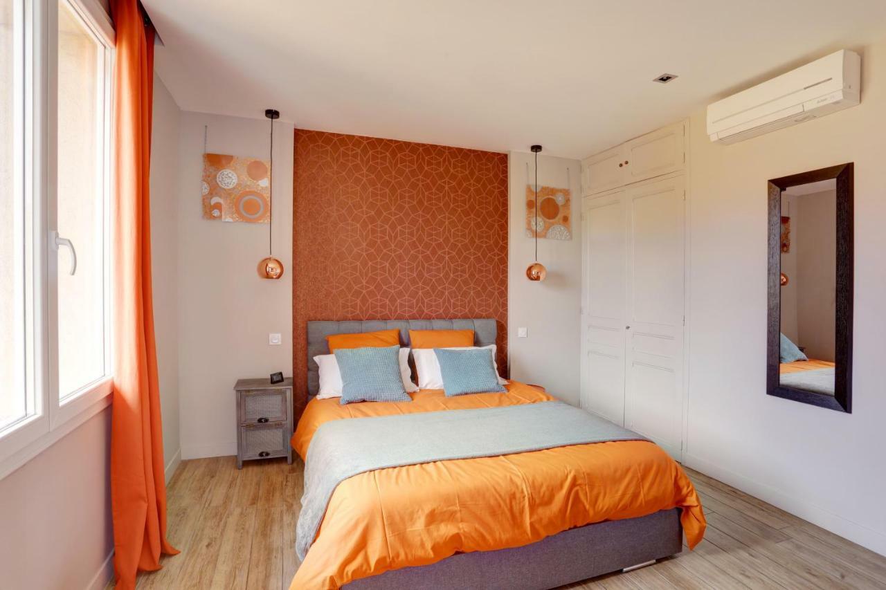 L'Amandine ,45 M2 Terrasse Et Garage Centre Ville Saint-Raphaël Exteriör bild